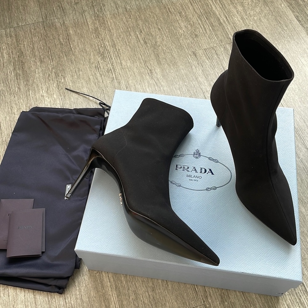 NIB classic black Prada ankle stretch sock boots size 38